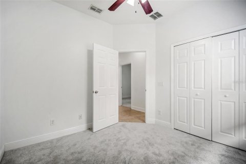 House in Orlando, Florida 4 bedrooms, 173.63 sq.m. № 2391423 - photo 29