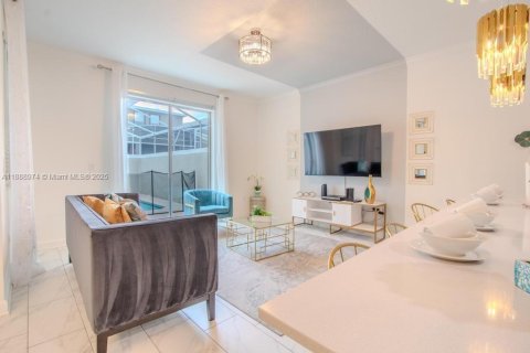 Adosado en venta en Kissimmee, Florida, 4 dormitorios, 177.81 m2 № 2055082 - foto 25