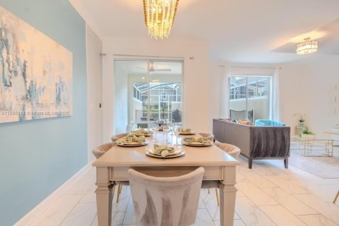 Adosado en venta en Kissimmee, Florida, 4 dormitorios, 177.81 m2 № 2055082 - foto 26