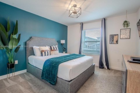 Adosado en venta en Kissimmee, Florida, 4 dormitorios, 177.81 m2 № 2055082 - foto 7