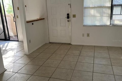 Condo in Ocala, Florida, 2 bedrooms  № 1792289 - photo 6