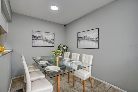 Condominio en venta en Clearwater, Florida, 2 dormitorios, 79.25 m2 № 1612683 - foto 7