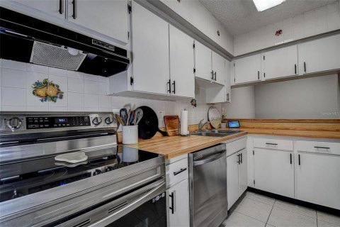 Condominio en venta en Clearwater, Florida, 2 dormitorios, 79.25 m2 № 1612683 - foto 4