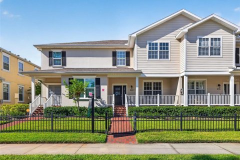 Townhouse in Saint Petersburg, Florida 4 bedrooms, 213.68 sq.m. № 2385820 - photo 28