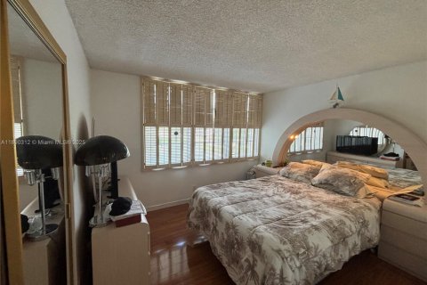 Copropriété à louer à Lauderhill, Floride: 2 chambres, 103.12 m2 № 1946875 - photo 7
