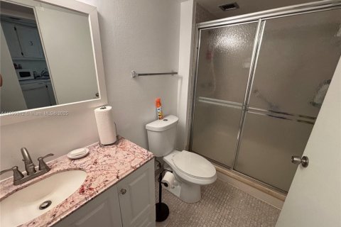 Copropriété à louer à Lauderhill, Floride: 2 chambres, 103.12 m2 № 1946875 - photo 8