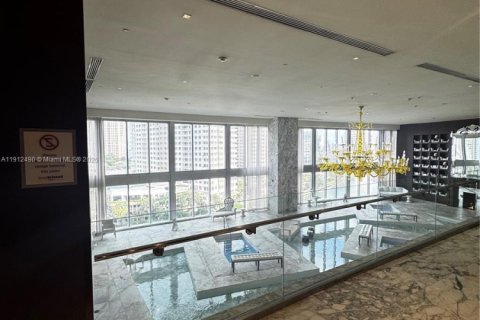 Condominio en venta en Miami, Florida, 55.56 m2 № 2013626 - foto 15