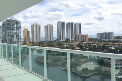 Copropriété à louer à Sunny Isles Beach, Floride: 3 chambres № 1946425 - photo 15