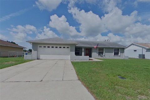 Villa ou maison à Kissimmee, Floride 4 chambres, 164.9 m2 № 2121109