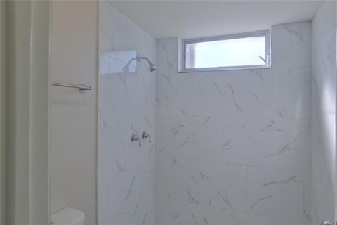 Villa ou maison à louer à Kissimmee, Floride: 4 chambres, 164.9 m2 № 2121109 - photo 8