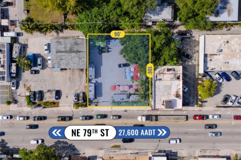 Immobilier commercial à vendre à Miami, Floride № 2300820 - photo 4