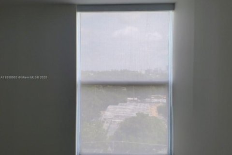 Copropriété à louer à North Miami, Floride: 1 chambre, 91.42 m2 № 1944980 - photo 9