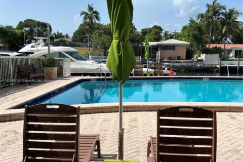 Copropriété à louer à North Miami, Floride: 1 chambre, 91.42 m2 № 1944980 - photo 19