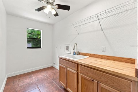 Casa en venta en New Port Richey, Florida, 4 dormitorios, 267.65 m2 № 2223136 - foto 20
