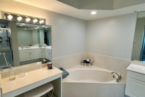 Copropriété à louer à St. Lucie, Floride: 3 chambres, 199.09 m2 № 2244565 - photo 9