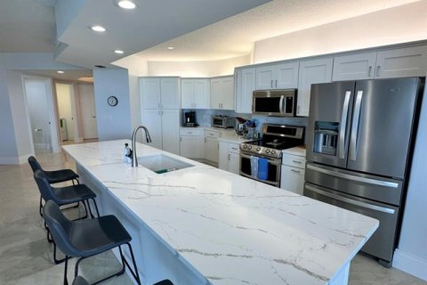 Copropriété à louer à St. Lucie, Floride: 3 chambres, 199.09 m2 № 2244565 - photo 5