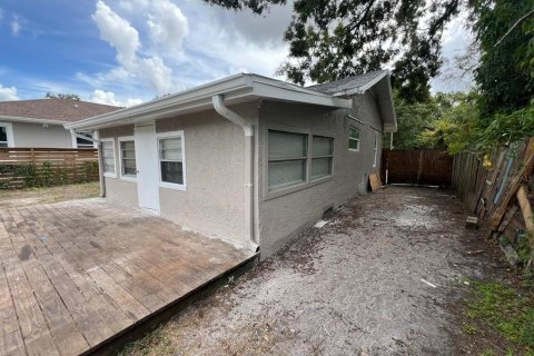 Casa en alquiler en Tampa, Florida, 3 dormitorios, 98.85 m2 № 2096021 - foto 2