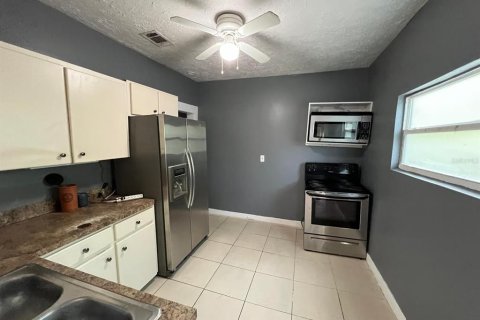 Casa en alquiler en Tampa, Florida, 3 dormitorios, 98.85 m2 № 2096021 - foto 19