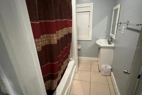 Casa en alquiler en Tampa, Florida, 3 dormitorios, 98.85 m2 № 2096021 - foto 13