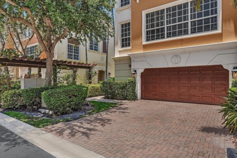 Adosado en Boca Raton, Florida 3 dormitorios, 282.05 m2 № 2249769