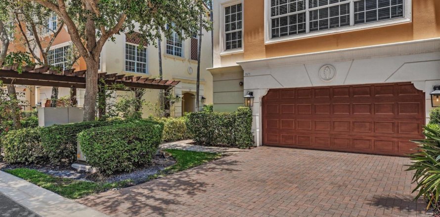 Adosado en Boca Raton, Florida 3 dormitorios, 282.05 m2 № 2249769