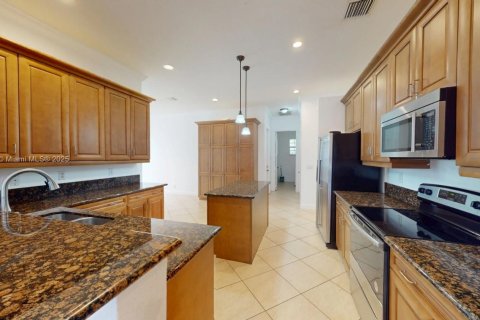 Villa ou maison à louer à Davie, Floride: 4 chambres, 256.6 m2 № 1937225 - photo 9