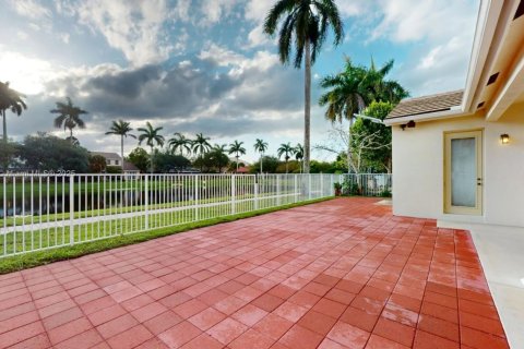 Villa ou maison à louer à Davie, Floride: 4 chambres, 256.6 m2 № 1937225 - photo 30