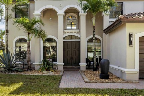 Villa ou maison à vendre à Cooper City, Floride: 5 chambres, 378.48 m2 № 2003176 - photo 2