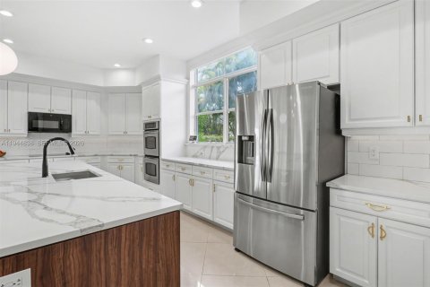 Villa ou maison à vendre à Cooper City, Floride: 5 chambres, 378.48 m2 № 2003176 - photo 9