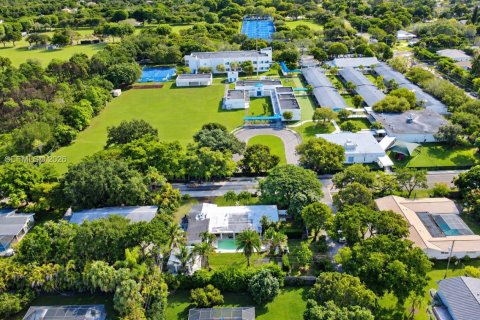 Casa en venta en Palmetto Bay, Florida, 4 dormitorios, 195 m2 № 2428400 - foto 16