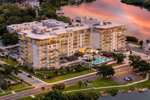 Condo à Clearwater, Floride, 2 chambres  № 2308239