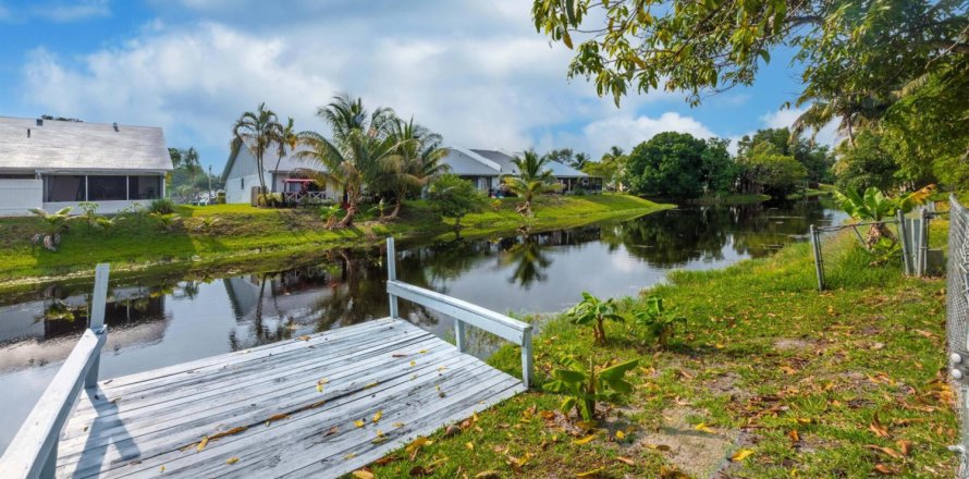 Casa en Margate, Florida 4 dormitorios, 198.16 m2 № 1182406