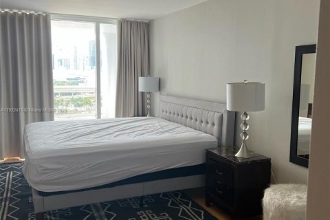 Condo in Miami, Florida, 3 bedrooms  № 2018866 - photo 7