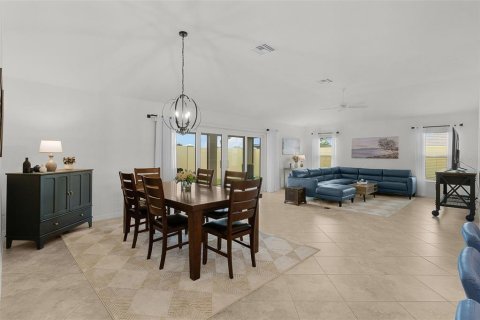 Casa en venta en The Villages, Florida, 3 dormitorios, 191.38 m2 № 2387565 - foto 14