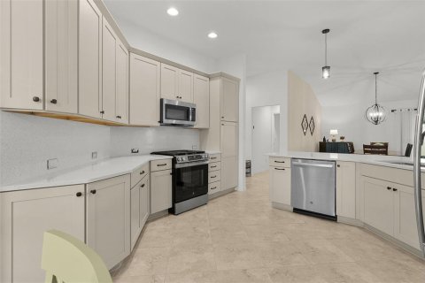 Casa en venta en The Villages, Florida, 3 dormitorios, 191.38 m2 № 2387565 - foto 17