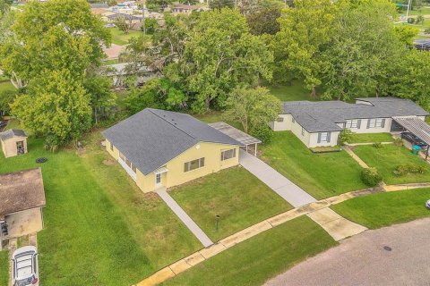 Casa en alquiler en Deltona, Florida, 3 dormitorios, 113.62 m2 № 1913448 - foto 29