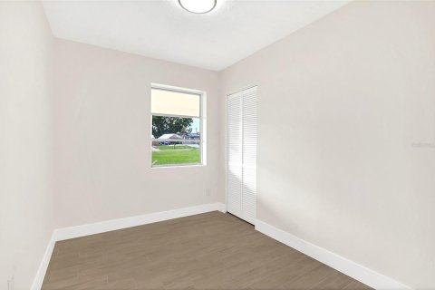 Casa en alquiler en Deltona, Florida, 3 dormitorios, 113.62 m2 № 1913448 - foto 10