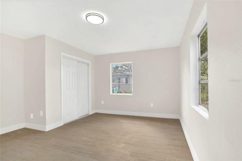 Casa en alquiler en Deltona, Florida, 3 dormitorios, 113.62 m2 № 1913448 - foto 13