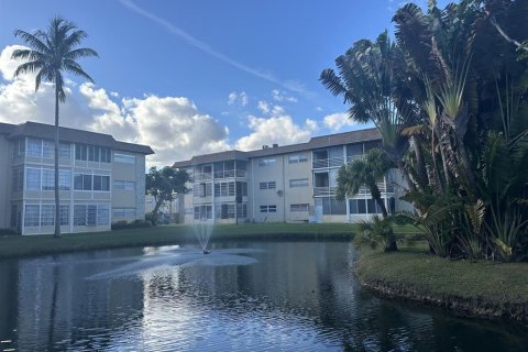 Copropriété à vendre à Lauderdale Lakes, Floride: 2 chambres, 87.7 m2 № 2250517 - photo 22