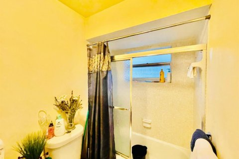Copropriété à vendre à Lauderdale Lakes, Floride: 2 chambres, 87.7 m2 № 2250517 - photo 16