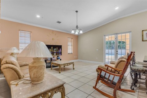 Casa en venta en Miami, Florida, 4 dormitorios, 283.72 m2 № 2053451 - foto 11