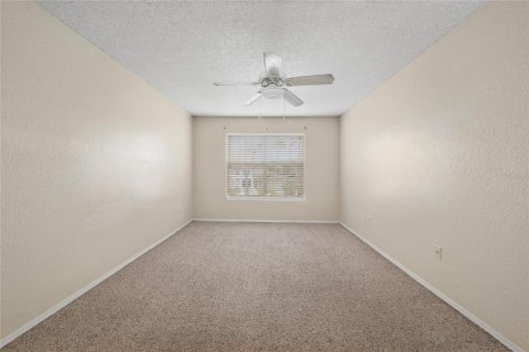 Condo in Kissimmee, Florida, 2 bedrooms № 2111886 - photo 22