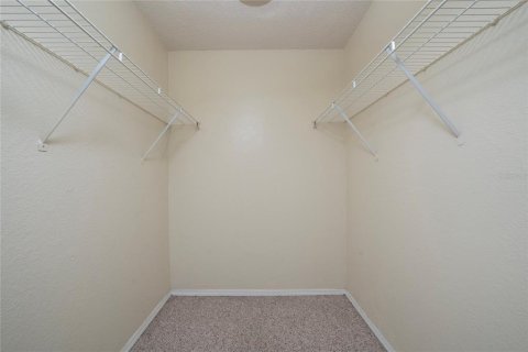 Condo in Kissimmee, Florida, 2 bedrooms № 2111886 - photo 13