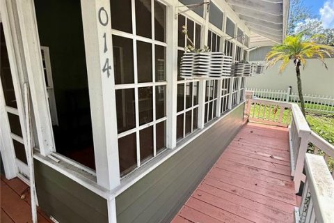 Villa ou maison à vendre à Tampa, Floride: 2 chambres, 75.25 m2 № 2402899 - photo 29
