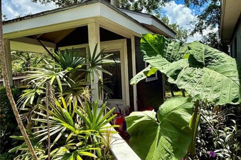 Villa ou maison à vendre à Tampa, Floride: 2 chambres, 75.25 m2 № 2402899 - photo 14
