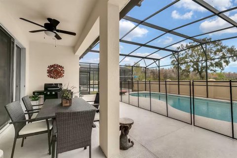 House in Kissimmee, Florida 5 bedrooms, 284.93 sq.m. № 2145292 - photo 17