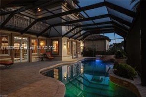 Casa en venta en Cape Coral, Florida, 7 dormitorios, 652.64 m2 № 2053651 - foto 23