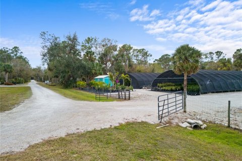 Propiedad comercial en alquiler en Venice, Florida № 1534506 - foto 21