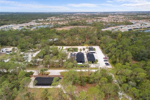 Propiedad comercial en alquiler en Venice, Florida № 1534506 - foto 22