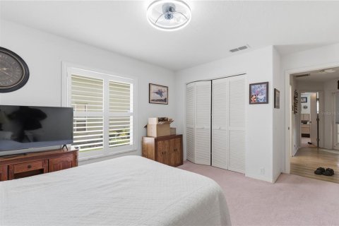 House in Hudson, Florida 3 bedrooms, 193.7 sq.m. № 2134189 - photo 16